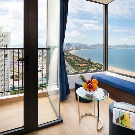 Crown Hotel Nha Trang Exterior photo
