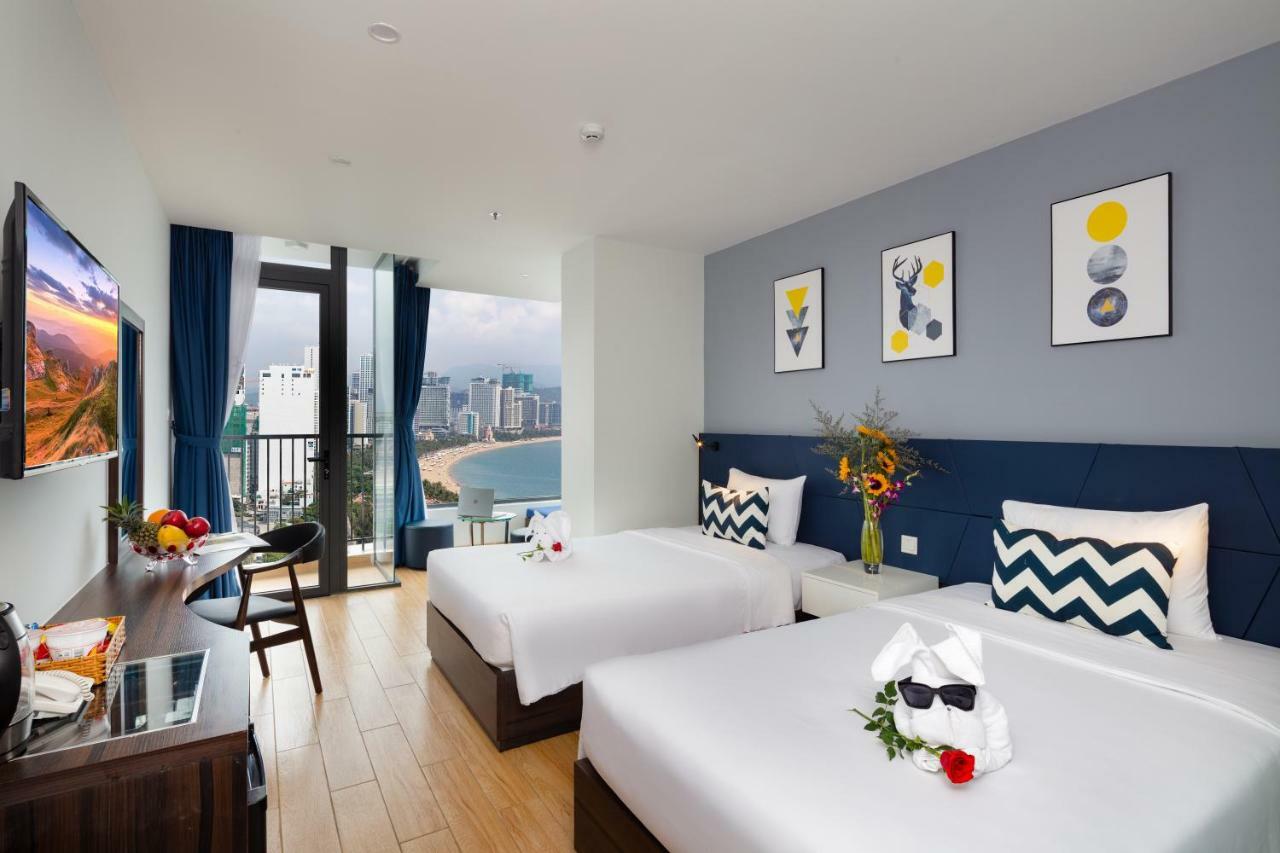 Crown Hotel Nha Trang Exterior photo