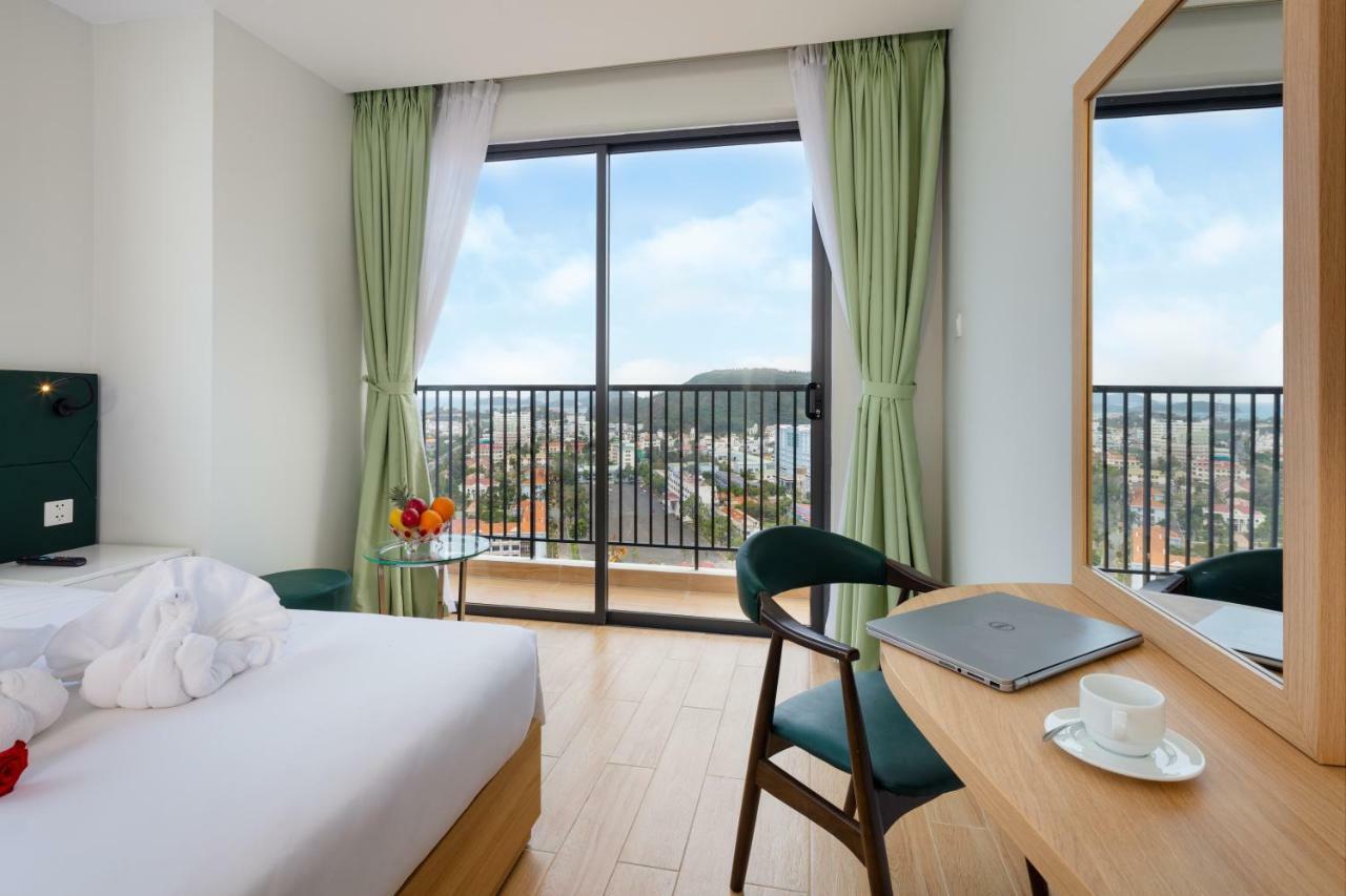 Crown Hotel Nha Trang Exterior photo